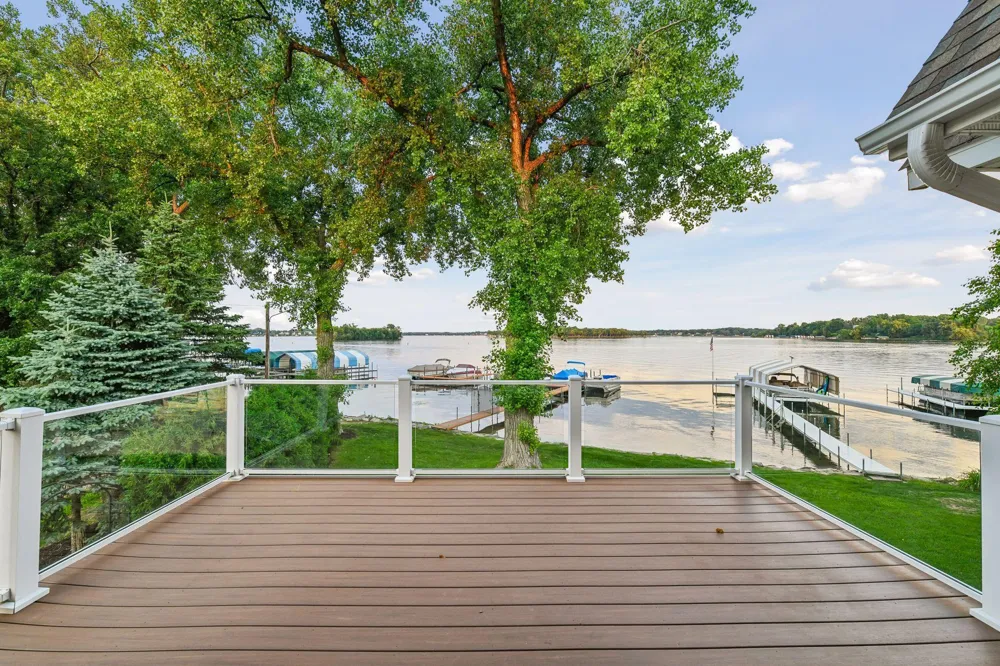 4531 Island View Drive Mound, MN 55364