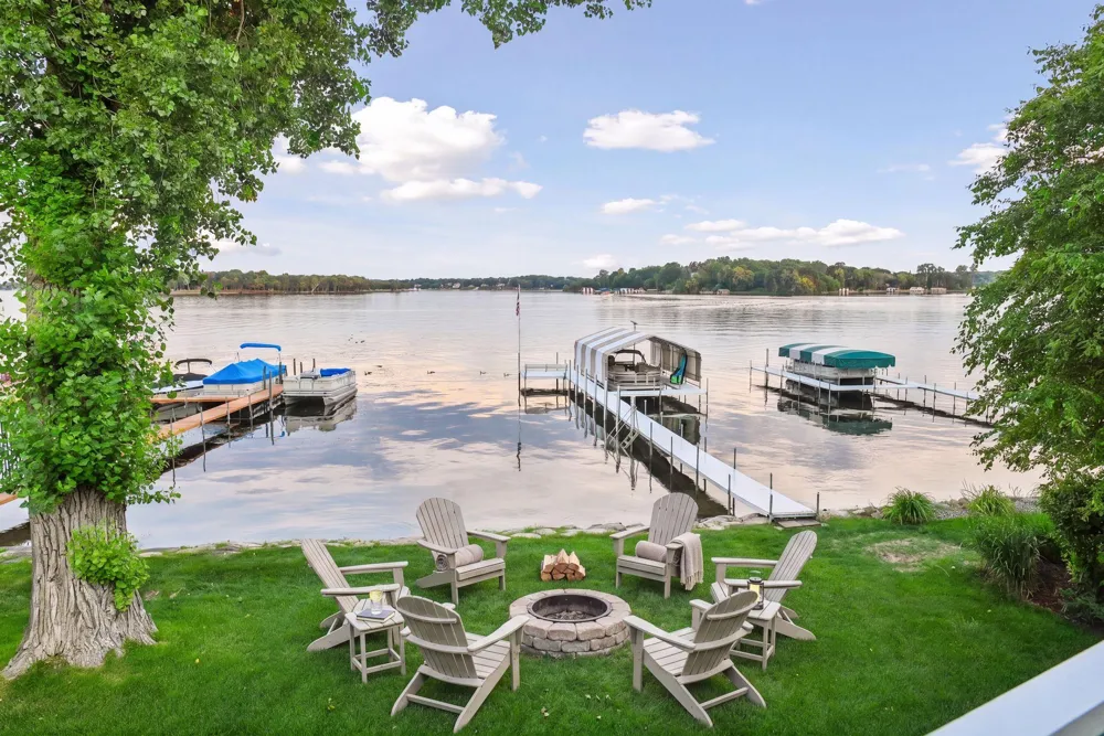 4531 Island View Drive Mound, MN 55364