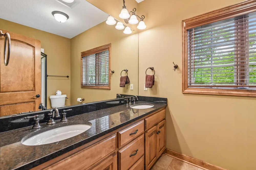 4531 Island View Drive Mound, MN 55364