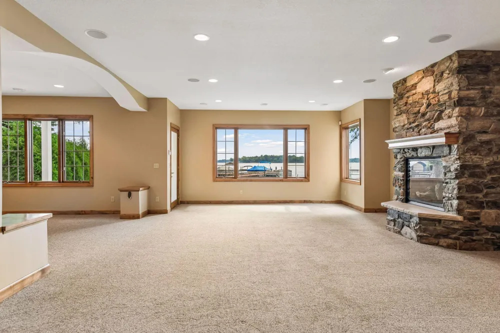 4531 Island View Drive Mound, MN 55364
