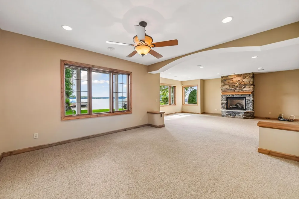 4531 Island View Drive Mound, MN 55364