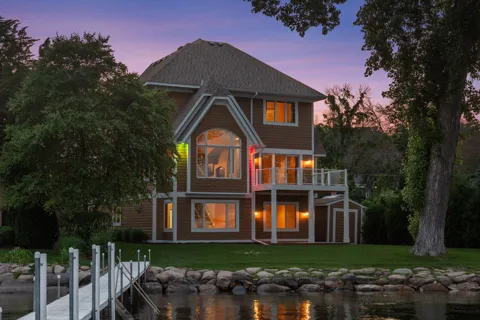 4531 Island View Drive