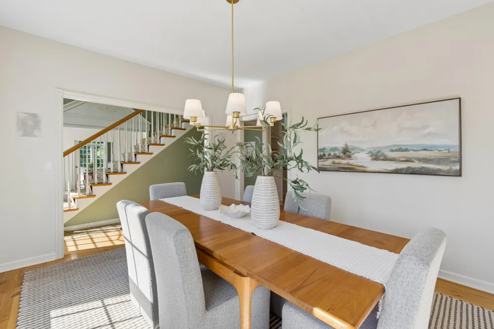 1015 W Cove Lane Minnetrista, MN 55364