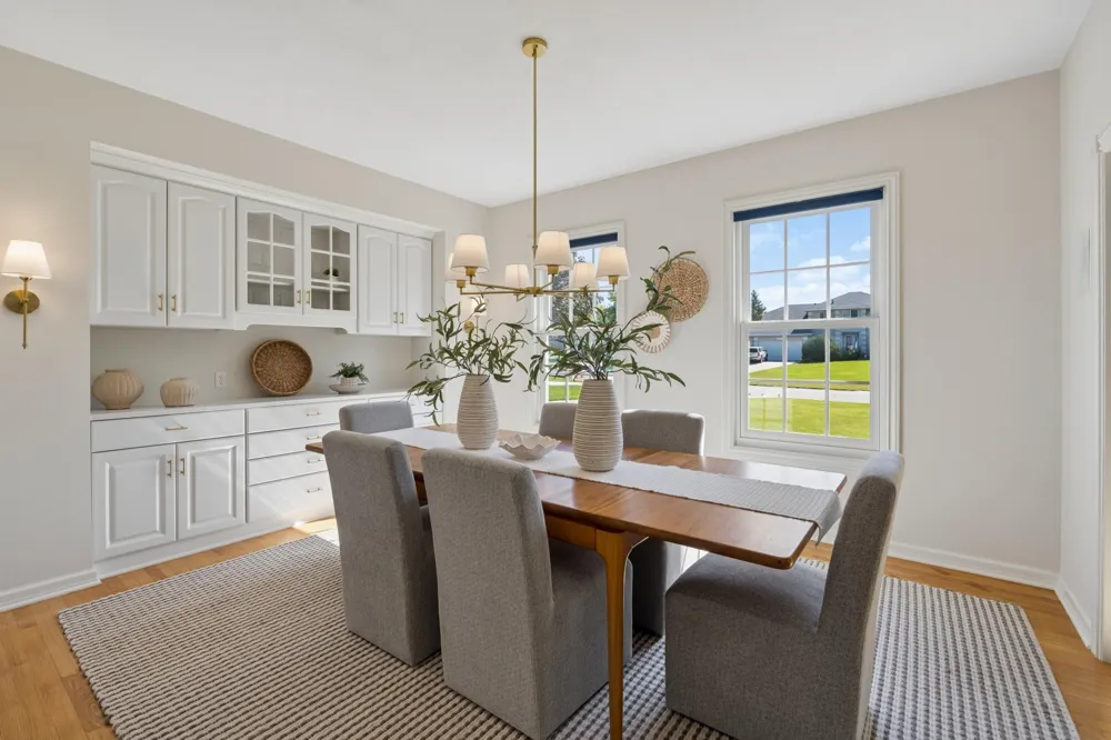 1015 W Cove Lane Minnetrista, MN 55364