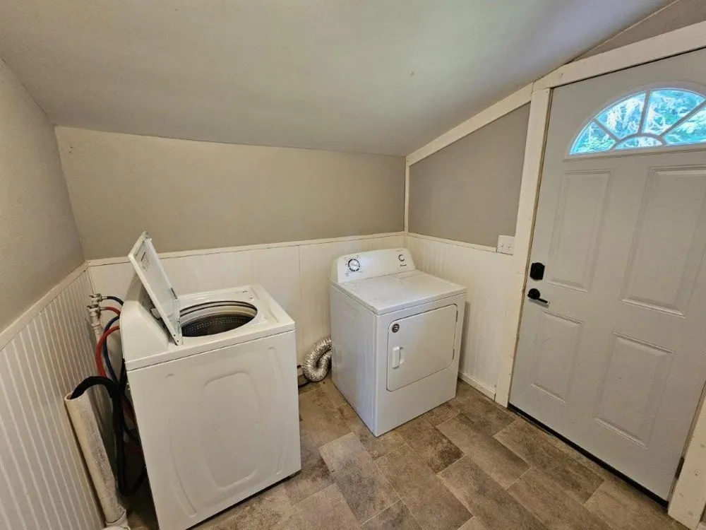 359 Byes Avenue NW Solway, MN 56678