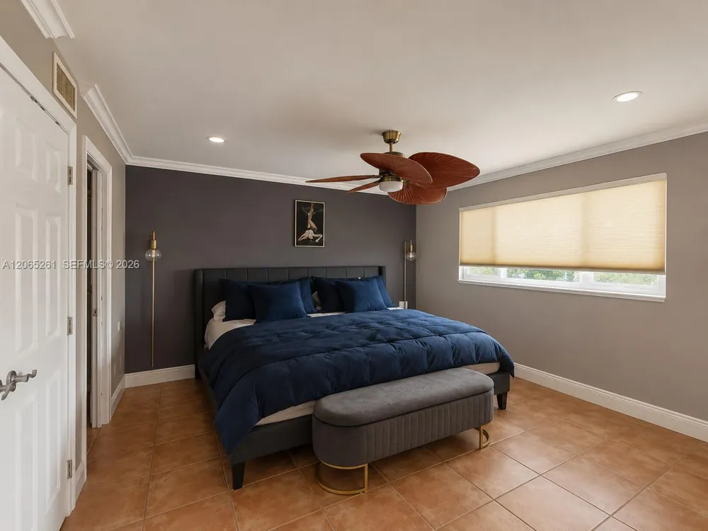 3601 NE 170th St #605 North Miami Beach, FL 33160