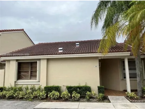 6547 NW 170th Ter