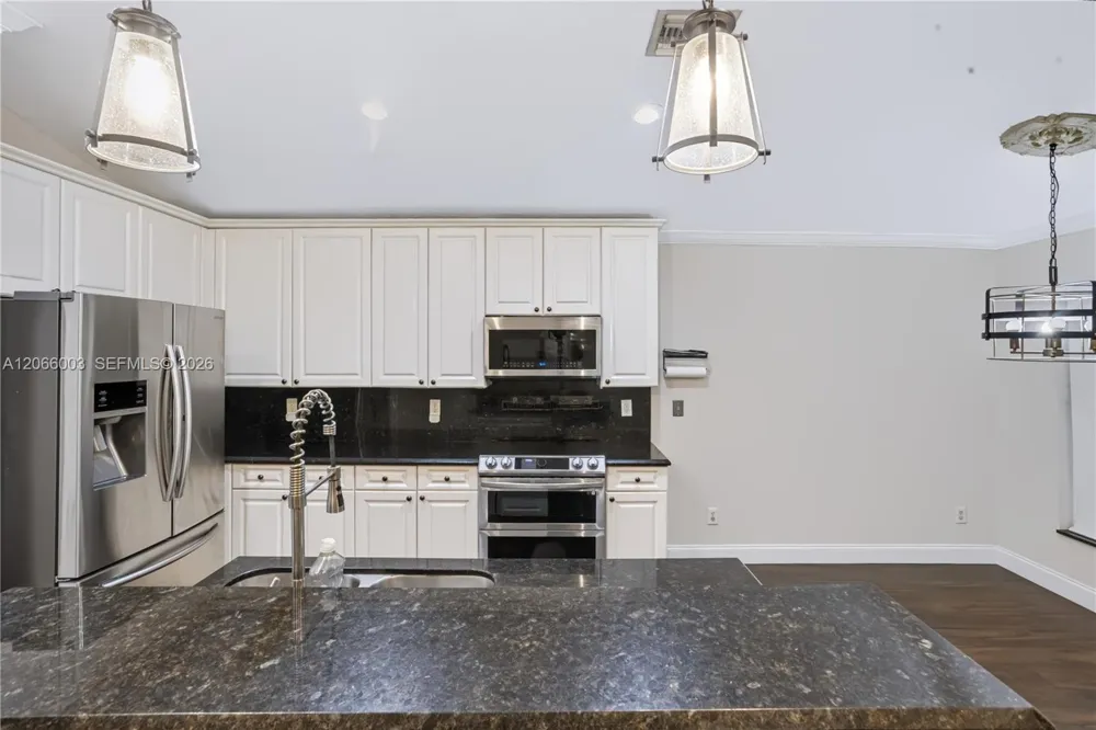 4927 Lombard Pass Dr Lake Worth, FL 33463