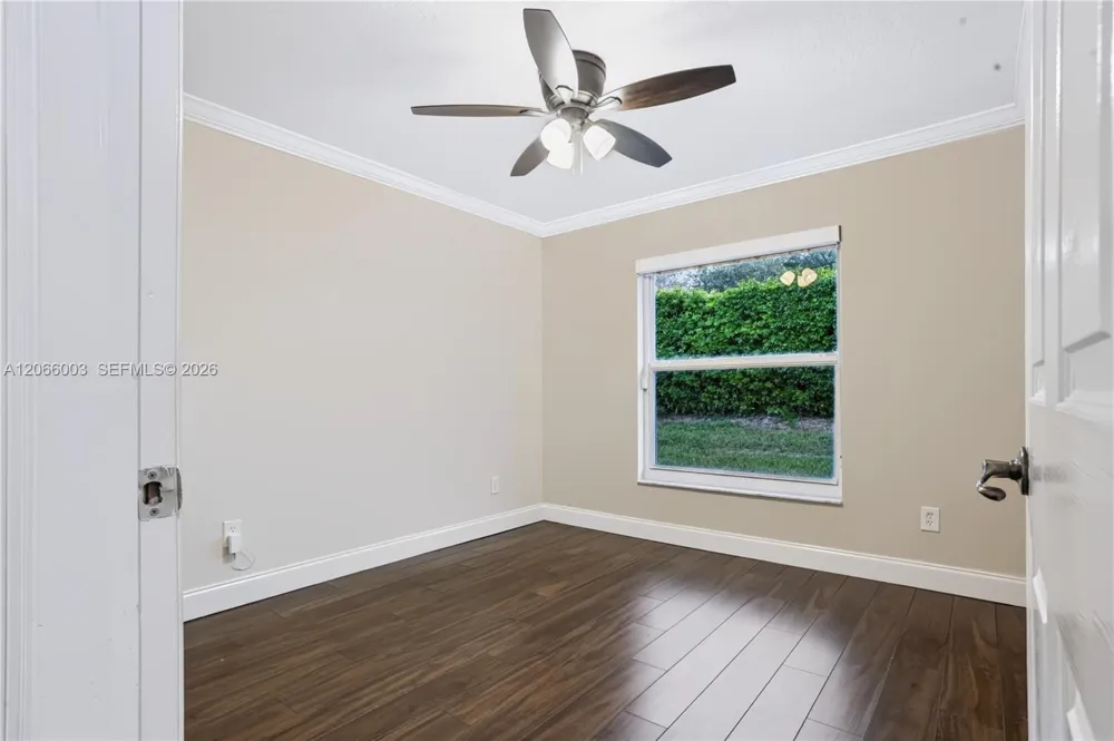 4927 Lombard Pass Dr Lake Worth, FL 33463