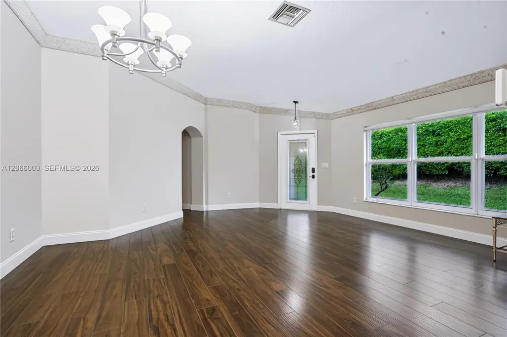 4927 Lombard Pass Dr Lake Worth, FL 33463