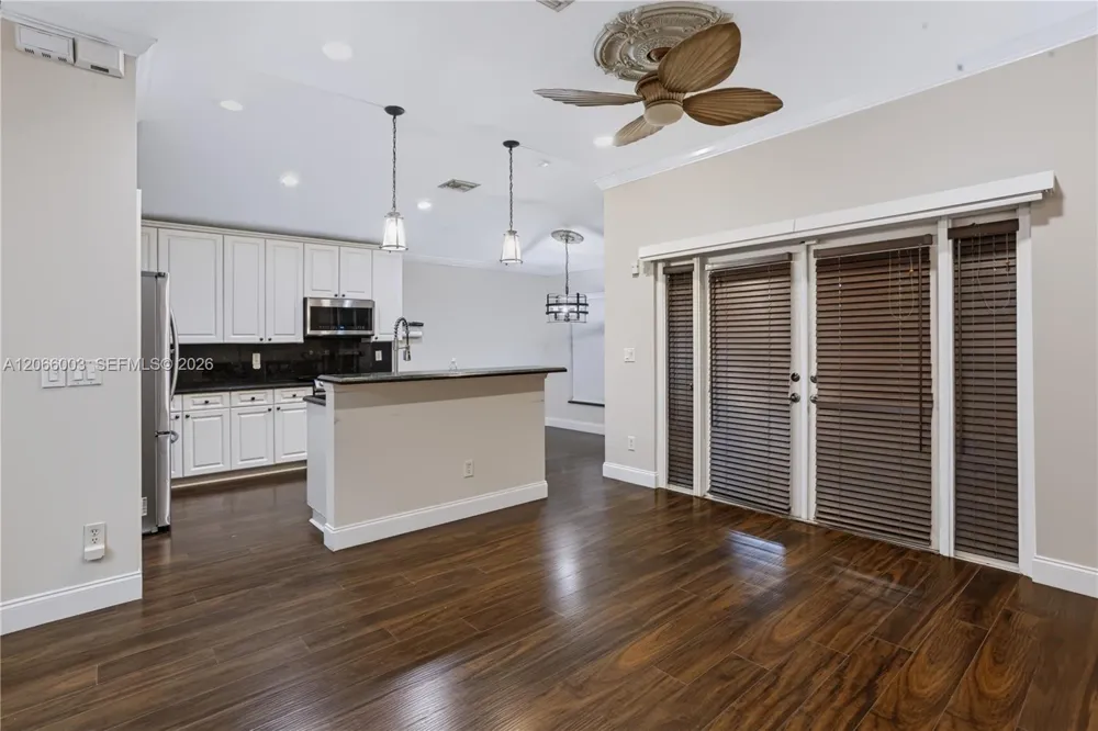 4927 Lombard Pass Dr Lake Worth, FL 33463