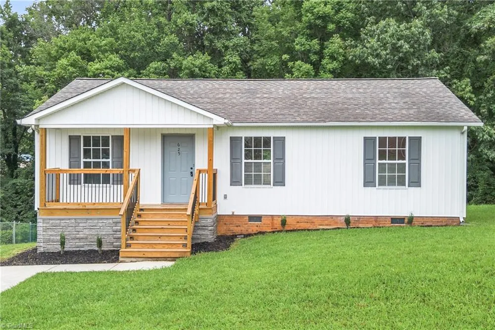 625 Rolling Green Drive High Point, NC 27260
