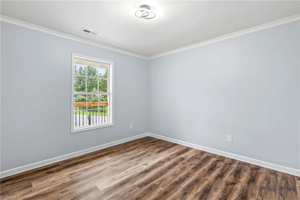 625 Rolling Green Drive High Point, NC 27260
