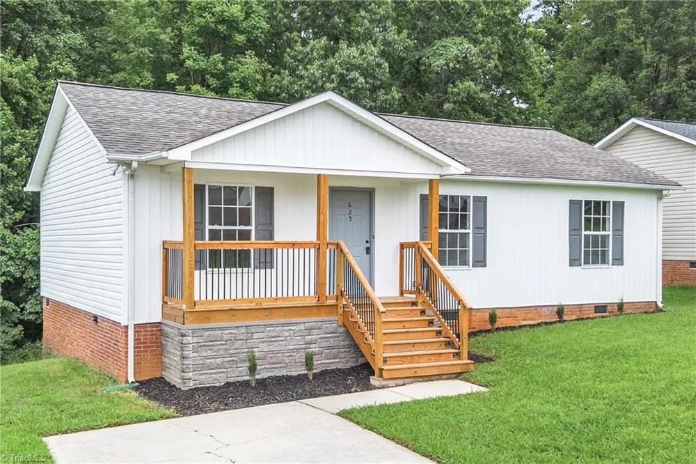 625 Rolling Green Drive High Point, NC 27260