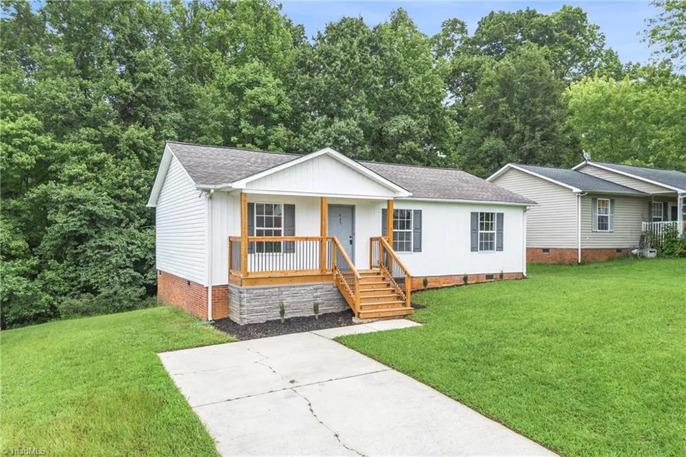 625 Rolling Green Drive High Point, NC 27260