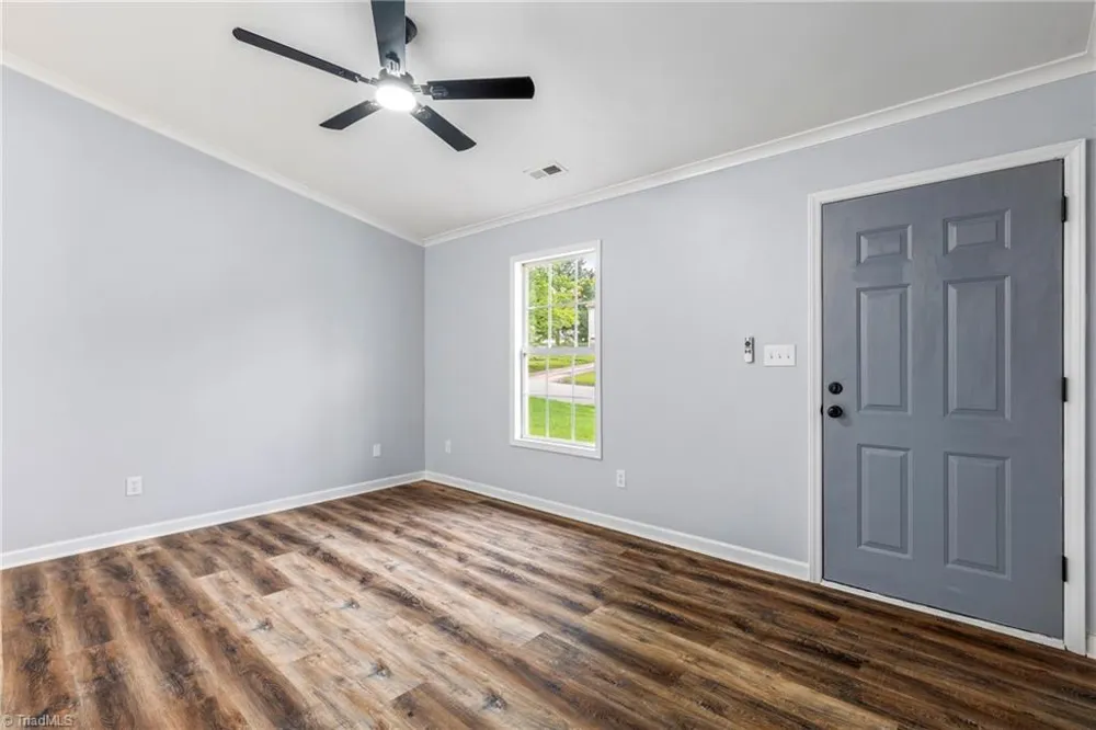625 Rolling Green Drive High Point, NC 27260