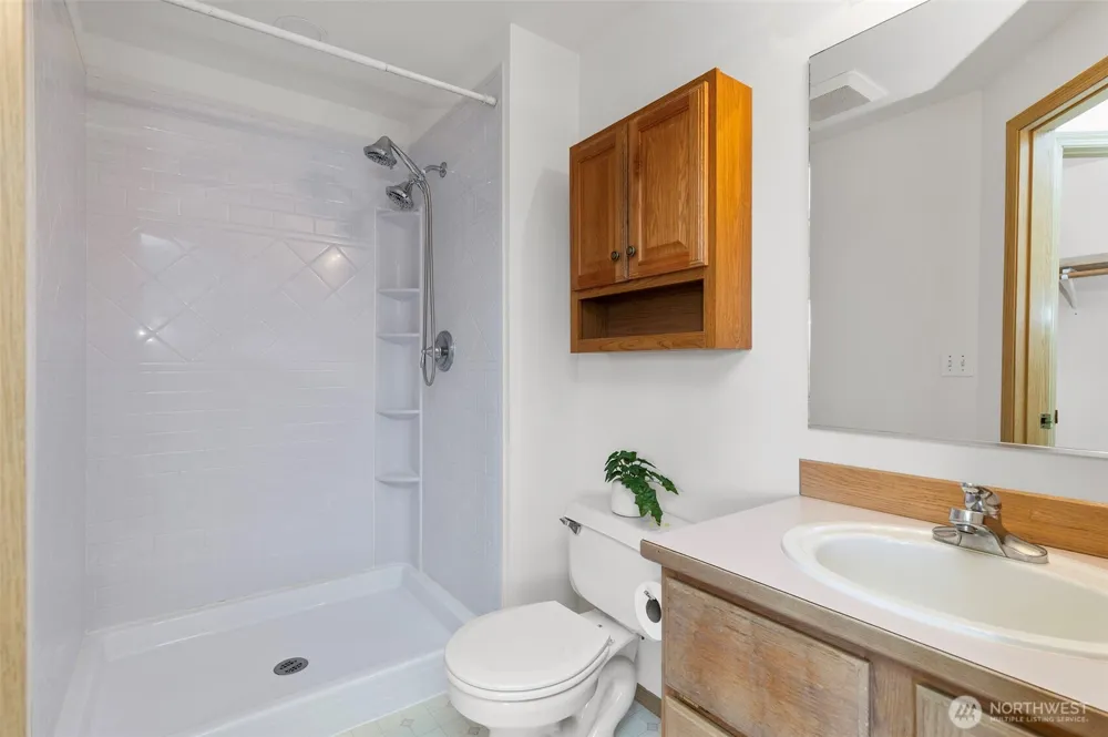 7331 NE Morning View Avenue Bremerton, WA 98311