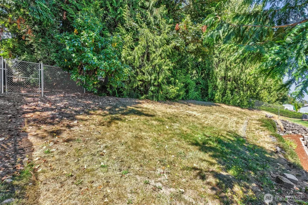 7331 NE Morning View Avenue Bremerton, WA 98311