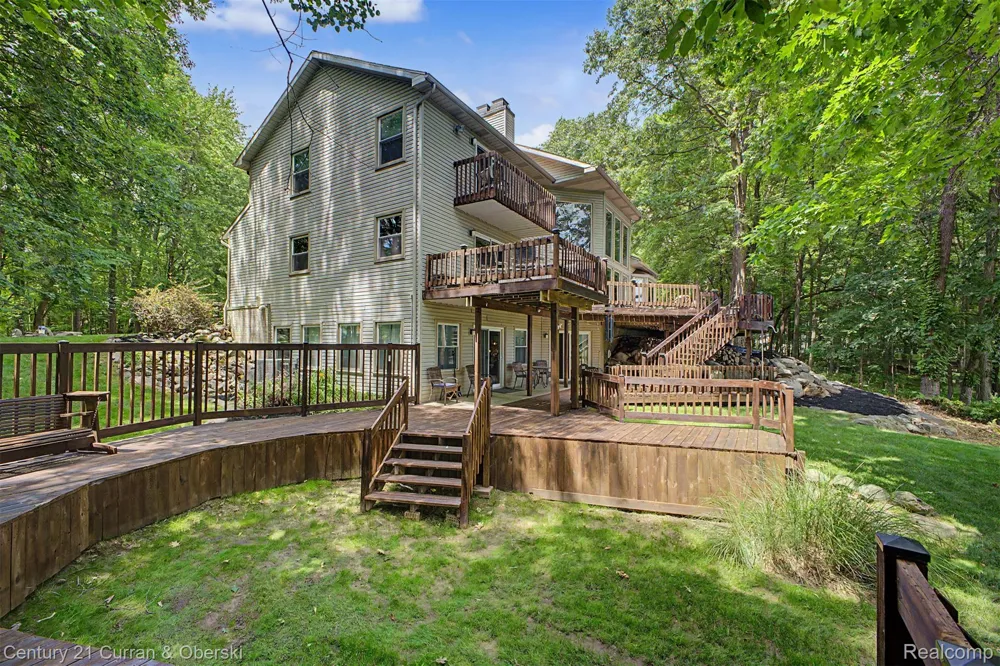 11349 Philway Court Brighton Township, MI 48114