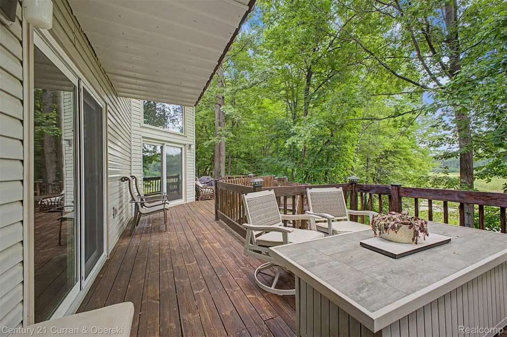 11349 Philway Court Brighton Township, MI 48114