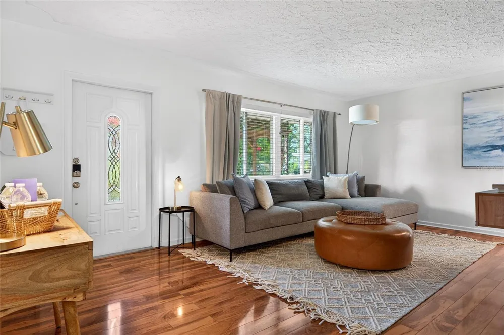 6215 RODGERS AVENUE Sarasota, FL 34231
