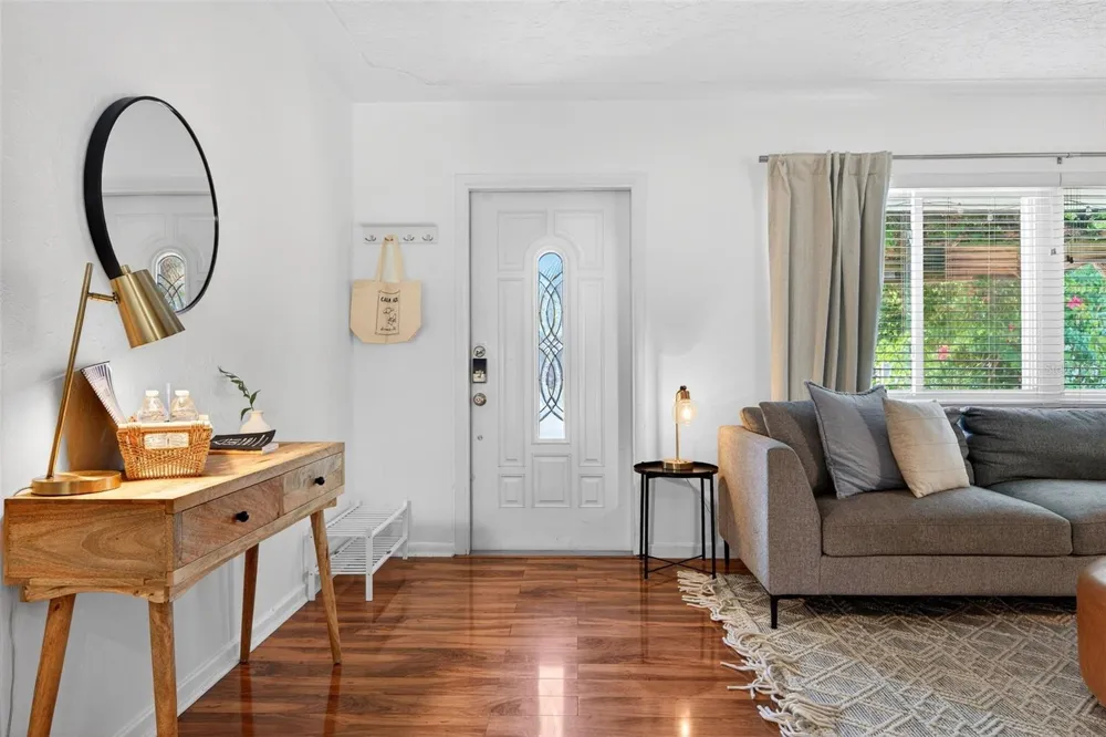 6215 RODGERS AVENUE Sarasota, FL 34231