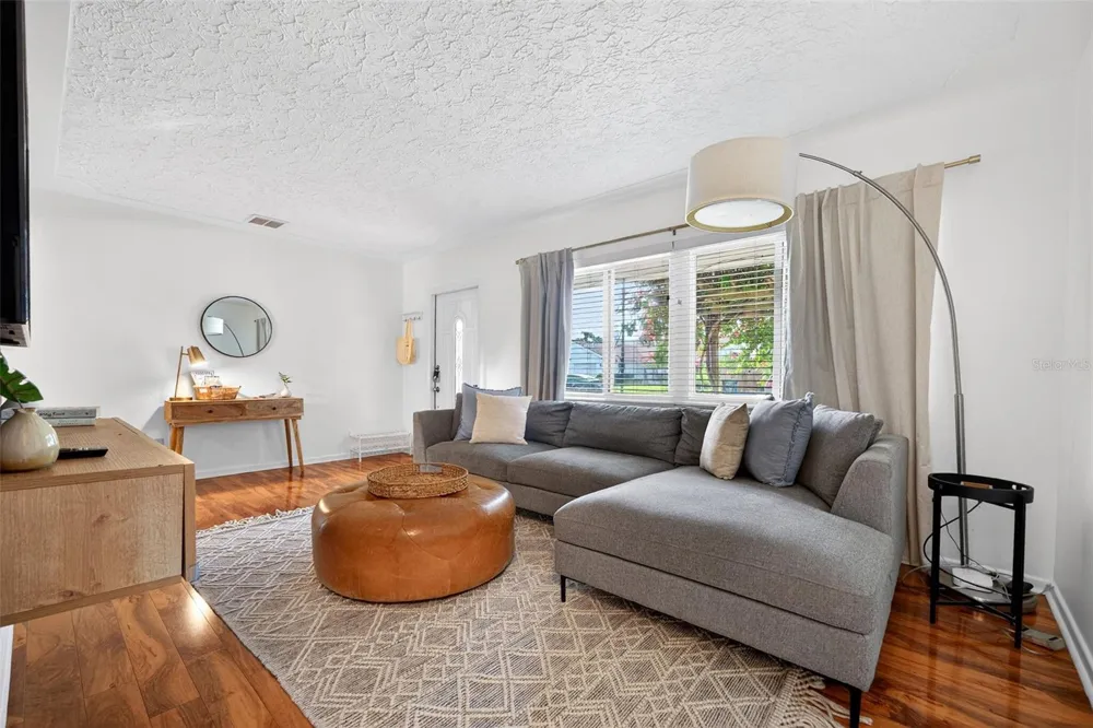 6215 RODGERS AVENUE Sarasota, FL 34231