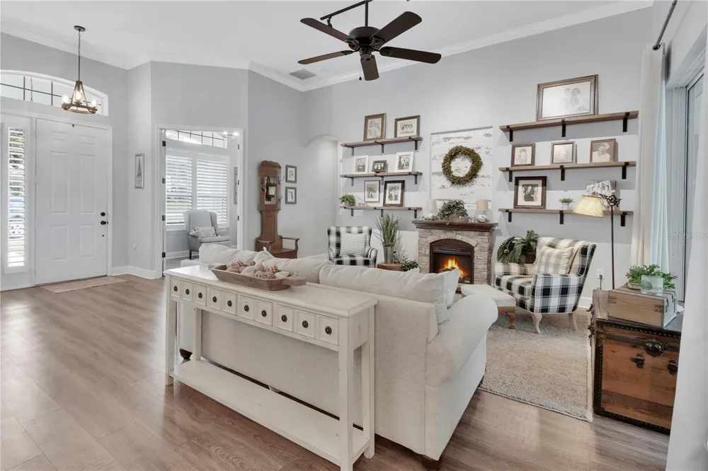 105 PINE SIDE DRIVE Debary, FL 32713