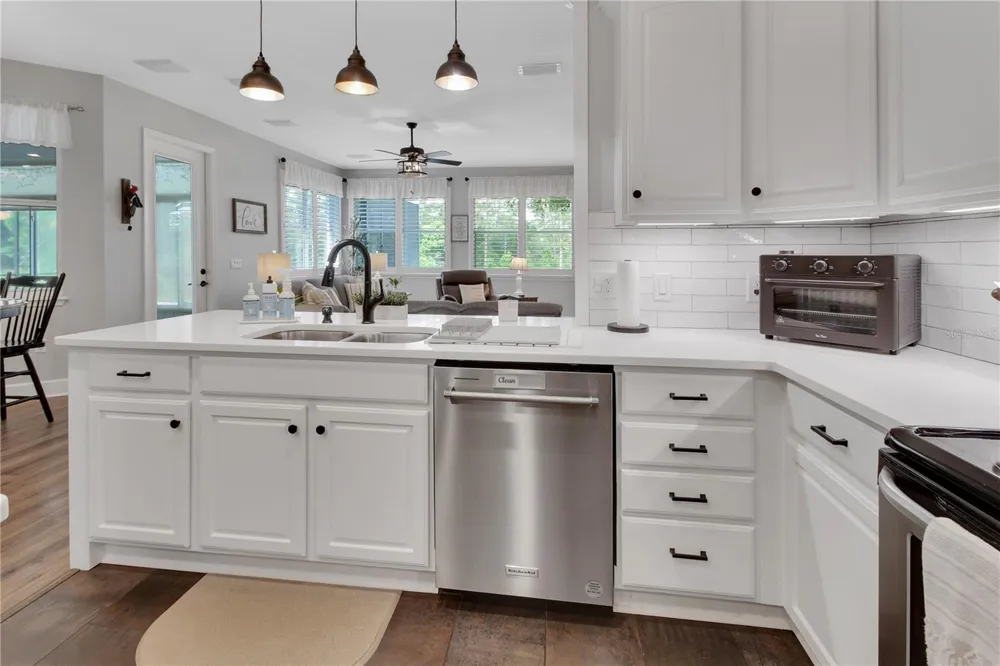 105 PINE SIDE DRIVE Debary, FL 32713
