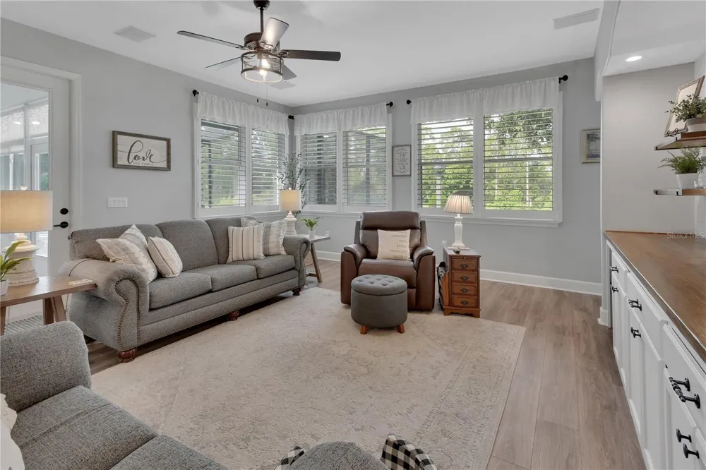 105 PINE SIDE DRIVE Debary, FL 32713