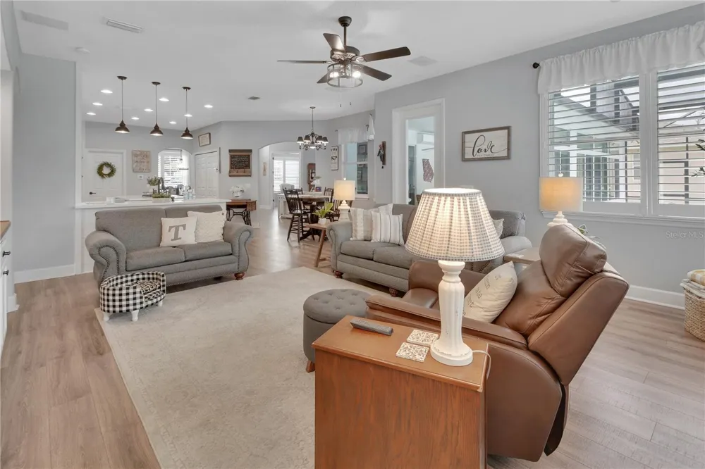 105 PINE SIDE DRIVE Debary, FL 32713