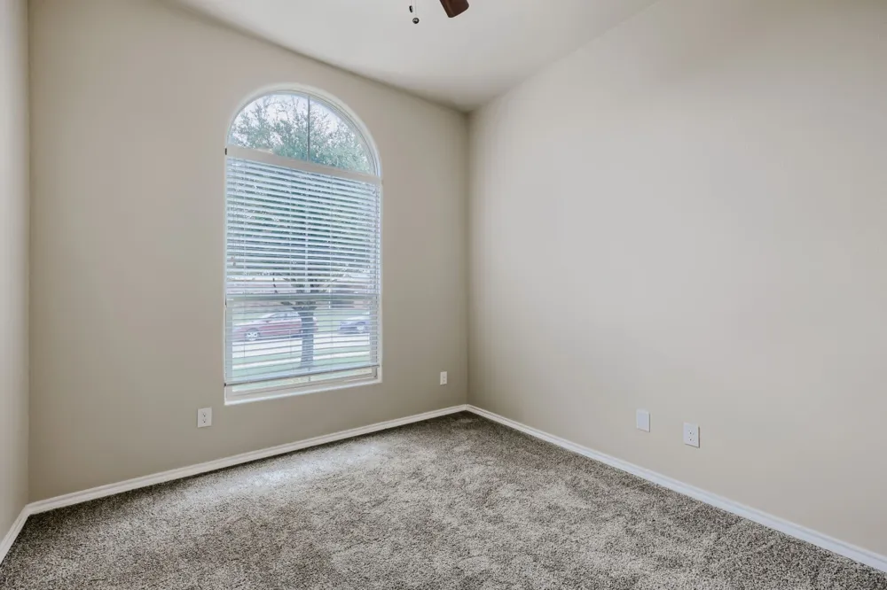 10212 Almondtree Drive Fort Worth, TX 76140