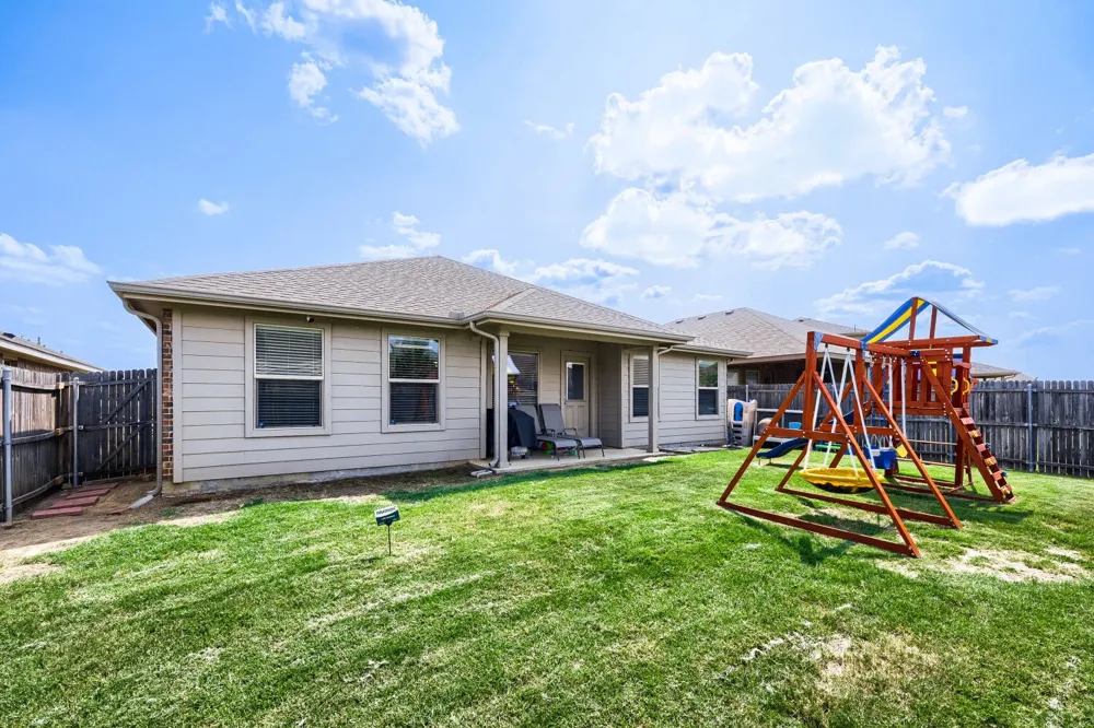 10212 Almondtree Drive Fort Worth, TX 76140