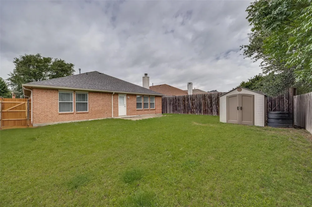 202 Trenton Drive Wylie, TX 75098