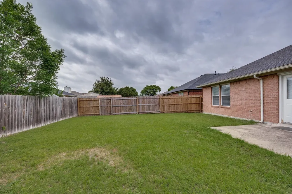 202 Trenton Drive Wylie, TX 75098