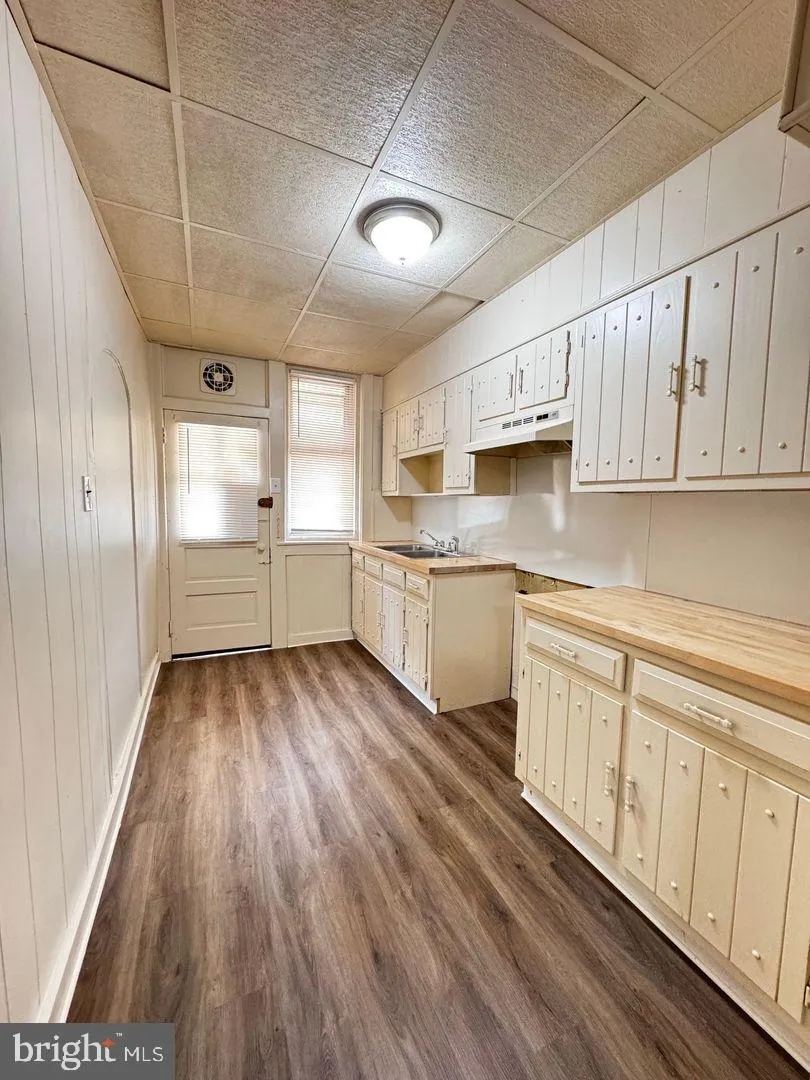 930 MCDOWELL AVENUE Chester, PA 19013