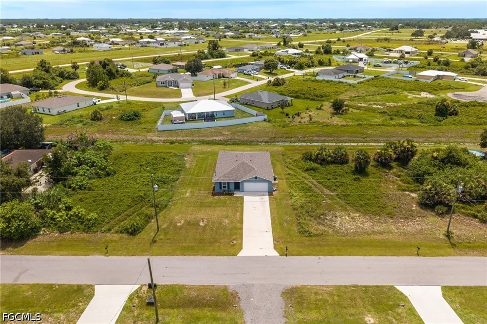 Mangrove Circle Labelle, FL 33935