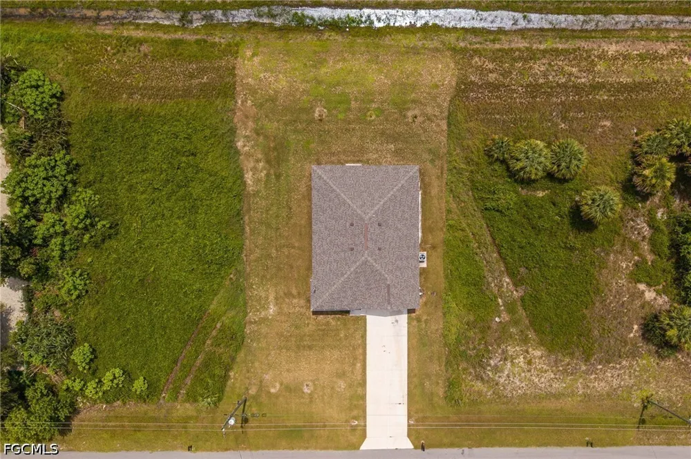 Mangrove Circle Labelle, FL 33935
