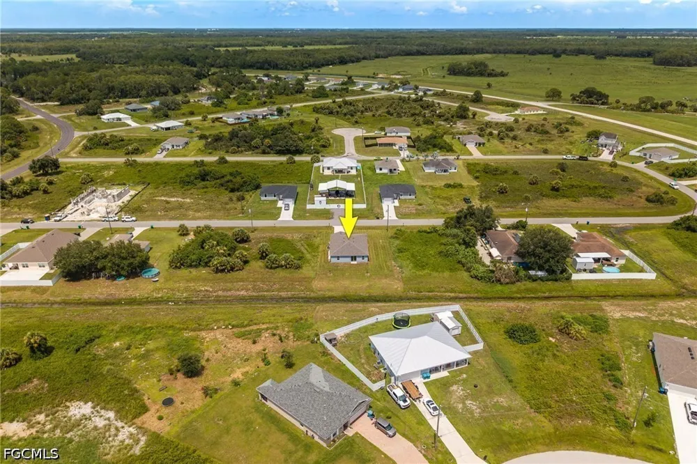 Mangrove Circle Labelle, FL 33935