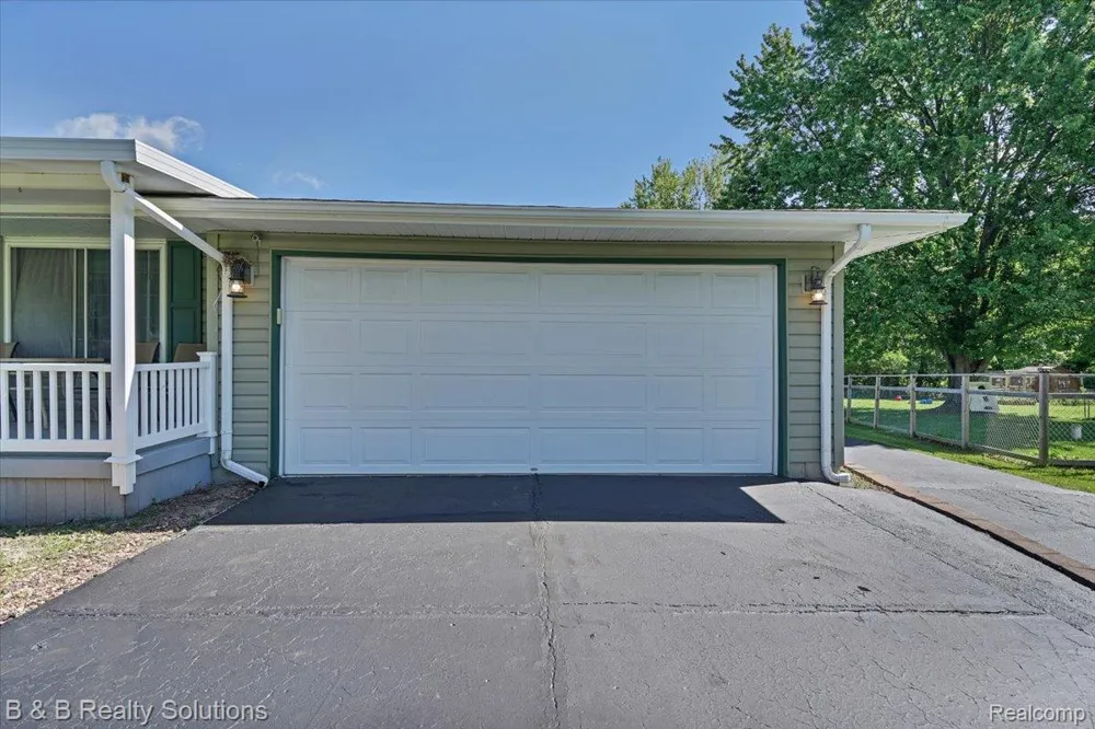 6229 Cold Spring Trail Grand Blanc Charter Township, MI 48439