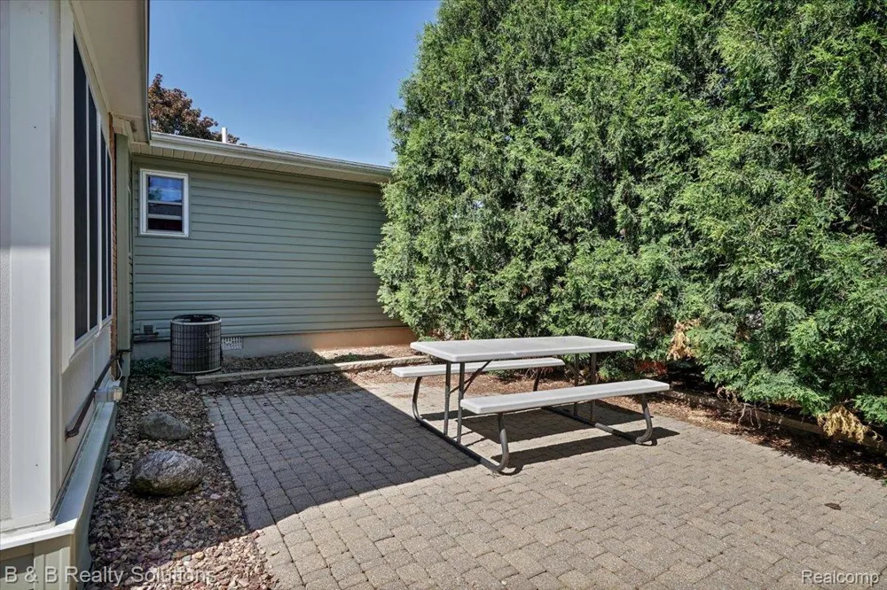 6229 Cold Spring Trail Grand Blanc Charter Township, MI 48439