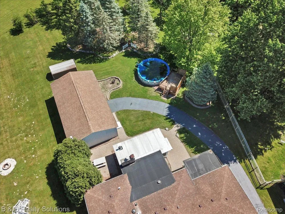 6229 Cold Spring Trail Grand Blanc Charter Township, MI 48439
