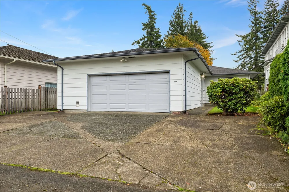 116 W 3rd Street Aberdeen, WA 98520