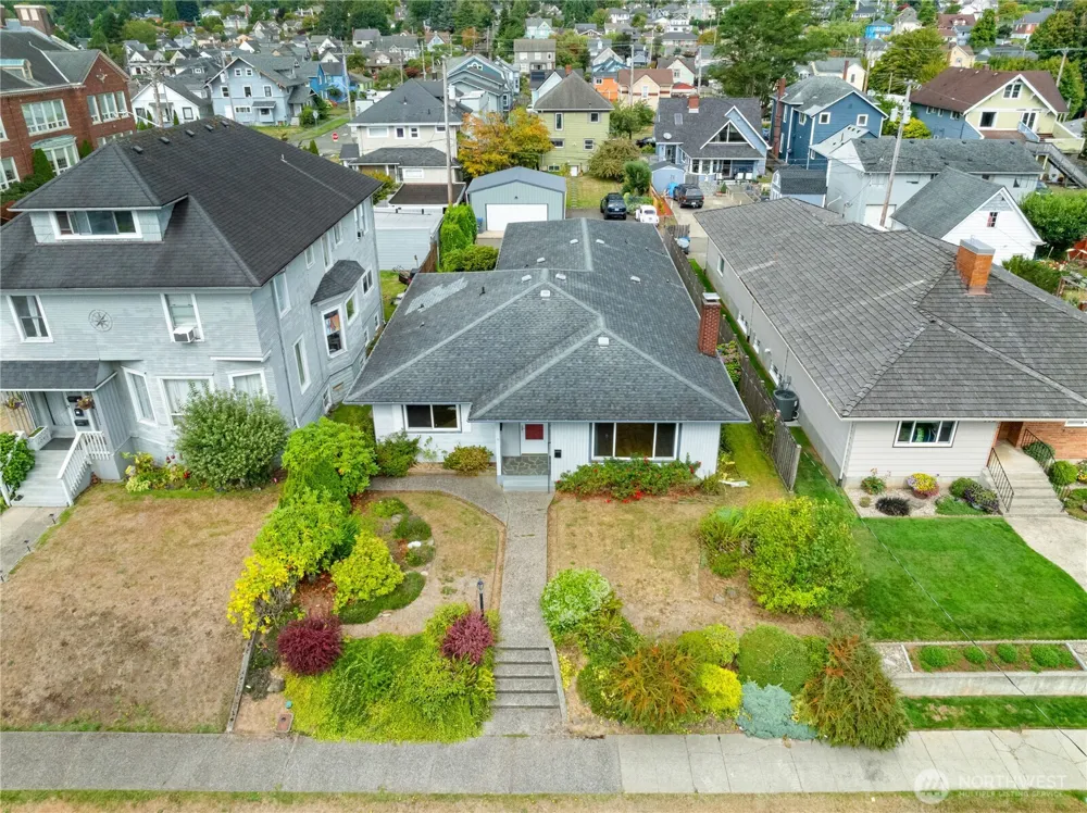 116 W 3rd Street Aberdeen, WA 98520