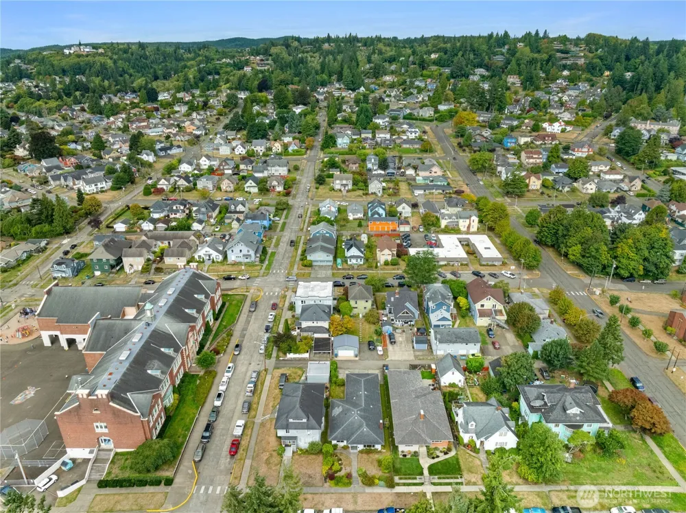 116 W 3rd Street Aberdeen, WA 98520