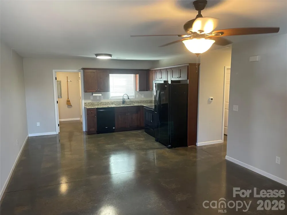 4429 Dillbrook Lane Denver, NC 28037