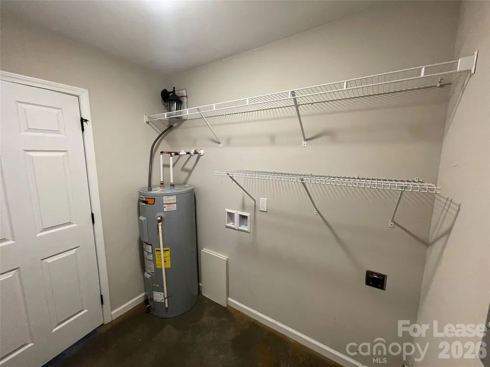 4429 Dillbrook Lane Denver, NC 28037