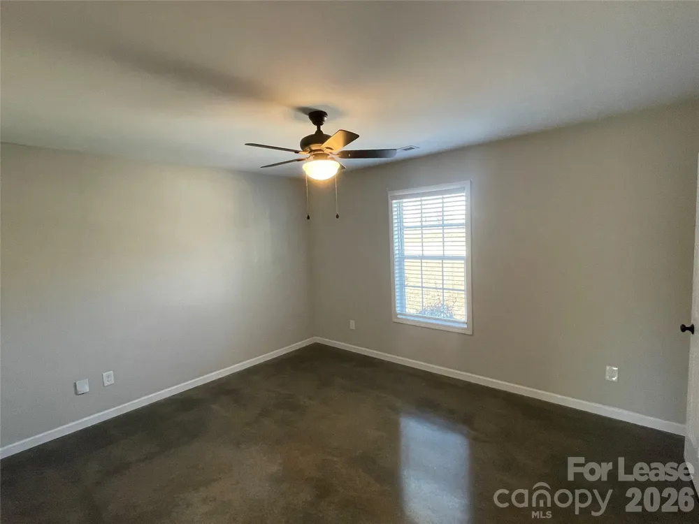 4429 Dillbrook Lane Denver, NC 28037