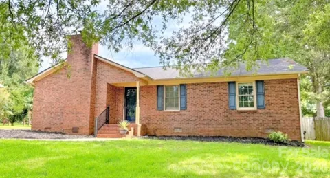 1831 Townes Court