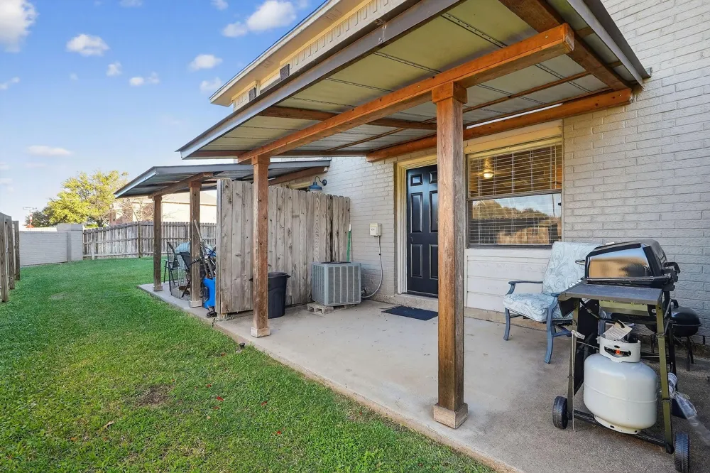 1400 Summit Street #B College Station, TX 77845